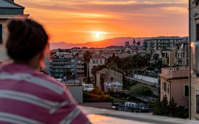 Italian adolescents post-pandemic: mixed impact on mental health and relationships